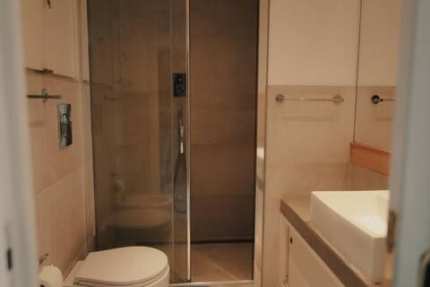 Opera.House Apartment โรม ภายนอก รูปภาพ